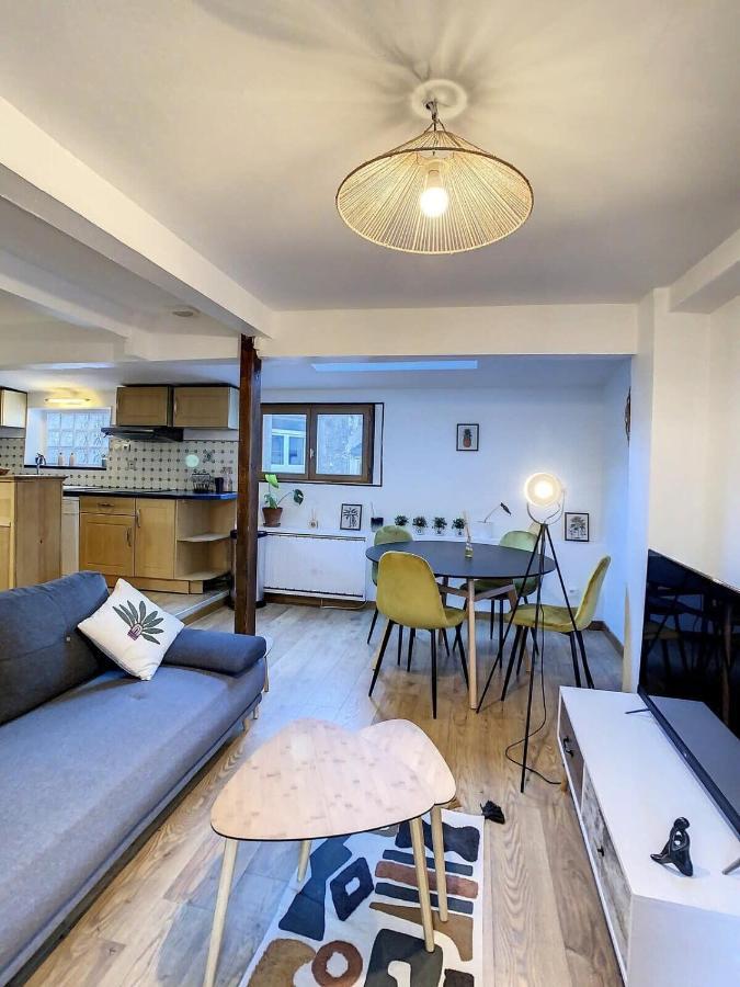 Charmant Triplex Centre-Ville De شانتييّي المظهر الخارجي الصورة